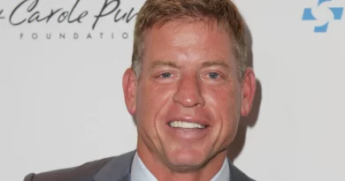 Troy Aikman Net Worth 2022