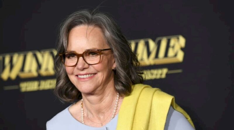 Sally Field Net Worth 2022